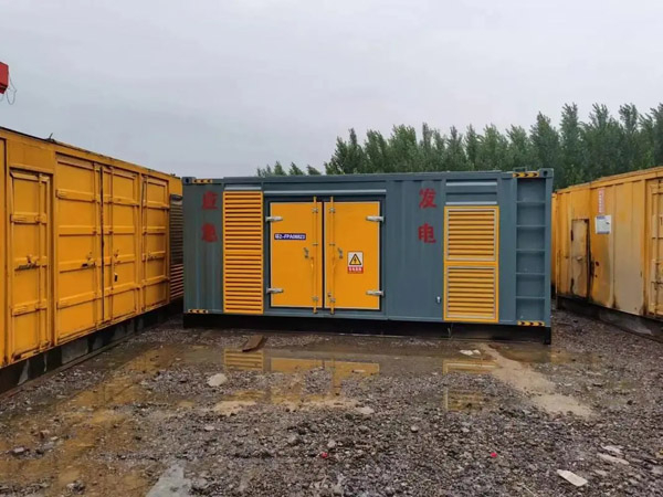 忻州柴油发电机如何判断干式空气滤清器是否需要更换？